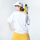 シロクマ商店の退屈クマ Washed T-Shirt :model wear (back)