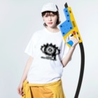 club MERCURYのマーキュリーちゃんの目 Washed T-Shirt :model wear (front)