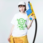 タキオン✩ライダー✩ラボのSmile with me【みどり】 Washed T-Shirt :model wear (front)