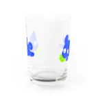 HARAPEKO WORLDのホップをくわえたワンコ Water Glass :back