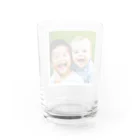 wado_dのかわいい笑顔の子供達 Water Glass :back