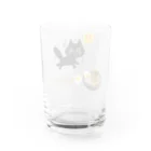 MirofuruDesignのラーメンが大好きな黒猫がラーメンを見つけて驚いている Water Glass :back