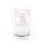 ChicCanvas Boutiqueの桜舞い散る中でたたずむ可愛いトイプードル Water Glass :back