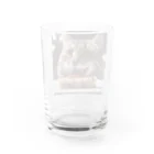 feliceのごはんを食べている猫 Water Glass :back