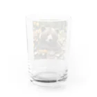 kerun11の葉っぱでベッドを作って寝ているクマ Water Glass :back