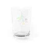 花くまゆうさくの背後にカマキリ Water Glass :back