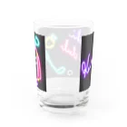 クマバチゴルフ倶楽部のクマバチとまばゆいネオン Water Glass :back