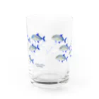 Astrio SUZURI店の魚の群れ カスミアジ Water Glass :back