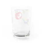 BeArtSuzumaruの旬のリンゴに刺さるイッカク Water Glass :back