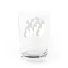 mendakoshopのこっちを見てくるペンギン Water Glass :back