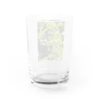 幸せうさぎの葉っぱの中からひょっこりトカゲ🦎 グラス反対面
