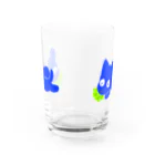 HARAPEKO WORLDのホップをくわえたワンコ Water Glass :front