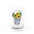 Fred HorstmanのWatering bucket and sunflowers  じょうろ と ひまわり Water Glass :front