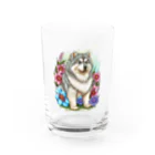 znbmsrrの花アラスカの子犬。 愛犬家のためのキュートなデザイン。 Water Glass :front