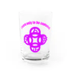 『NG （Niche・Gate）』ニッチゲート-- IN SUZURIの 吾唯足りるを知るh.t.大アーチ・英文字・紫 Water Glass :front