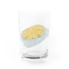 イエネコのビニールの下でごめん寝する茶トラ猫 Water Glass :front