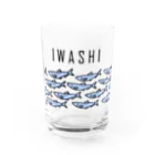 めーちゃん🐠ゆるいおさかなのイワシ柄アイテム（IWASHI）(ブルー単色） グラス前面