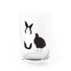 黒白部のダッチうさぎ(立)とオオバン Water Glass :front