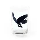 Asahi@水墨画アートの涼やかに空を泳ぐペンギン Water Glass :front