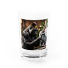 fumi_sportsの絵画人、ゴリラ Water Glass :front