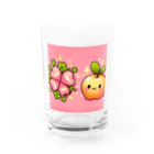 金運上昇金のリンゴの恋愛運アップの金のリンゴとピンクのクローバー グラス前面