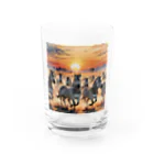 nigihayahiの夕焼けを走るシマウマ Water Glass :front