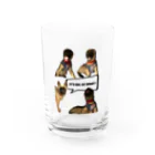 毛玉のおうちチャリティーグッズ販売suzuri部のIT'S me. SO WHAT? Water Glass :front