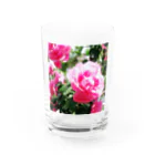 或る by 千～sahasraのpink rose Water Glass :front