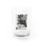 未野のグッズ屋さんのうずまきの大群 Water Glass :front