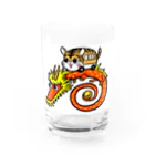 ゴロ画伯におまかせ！のにゃんこバスと赤い龍 Water Glass :front