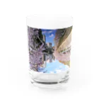 古春一生(Koharu Issey)の桜降る川空へ。 Water Glass :front