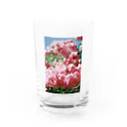 BLACKANDWHITEのBeautiful flowers Water Glass :front