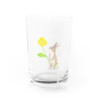 小さな星の庭のうさぎと黄色いお花 Water Glass :front