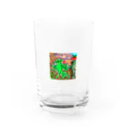 ぶっ飛びの店の四つ葉のクローバー Water Glass :front