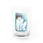 花信風のお店の寂しそうな少年 Water Glass :front