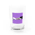 猫好きの横たわりはちわれ猫 Water Glass :front