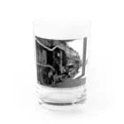 ヴィンテージ鉄道写真グッズの店の出発前のC62形２号機 （モノクロフォト） Water Glass :front