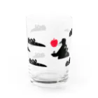 志村リョウのお店のリンゴをもらったカバ Water Glass :front