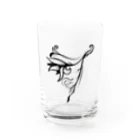 湘南の彫金屋 RuneSorceryの【Hi,mighty me】イディスの羽 タトゥーデザイン 黒プリント Water Glass :front