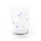 儚くて脆い 夢か現かの儚げな花びら Water Glass :front