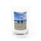 Non heels Hawaiiのワイマナロビーチ Water Glass :front