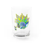 太陽の光降りそそぐ庭の息吹のマンダラ Water Glass :front