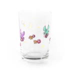 鈴乃まろんのゆるオム×こみろんらびっとコラボグラス Water Glass :front