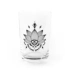 Alba spinaの蓮　モノクロ Water Glass :front