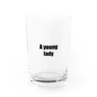 marukomekunのA young lady Water Glass :front