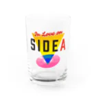 studio606 グッズショップのIn Love on SIDE A Water Glass :front