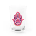 IZANAMI by Akane Yabushitaの誕生石色✋ハムサの手（7月・ルビー） Water Glass :front