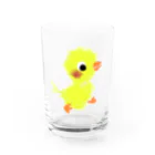 🤍一ノ瀬 彩 🐇⸒⸒ suzuri支店🤍の甘えんぼヒヨコ【ゆめかわアニマル】 Water Glass :front