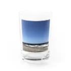 我欲無欲のビーチクリーンしてる海岸 Water Glass :front