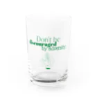 GROWINGの"逆境に挫けるな" green Water Glass :front